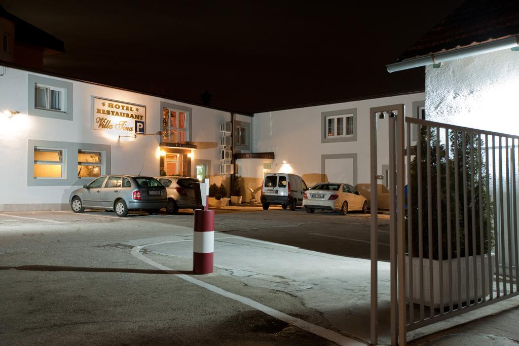 Hotel Vila Tina Zagreb Buitenkant foto