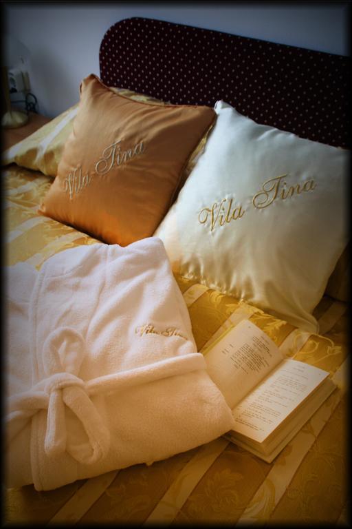 Hotel Vila Tina Zagreb Buitenkant foto