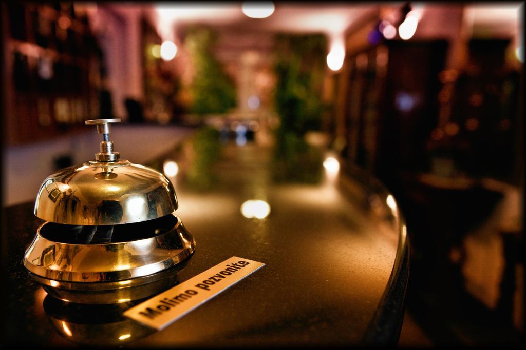 Hotel Vila Tina Zagreb Buitenkant foto