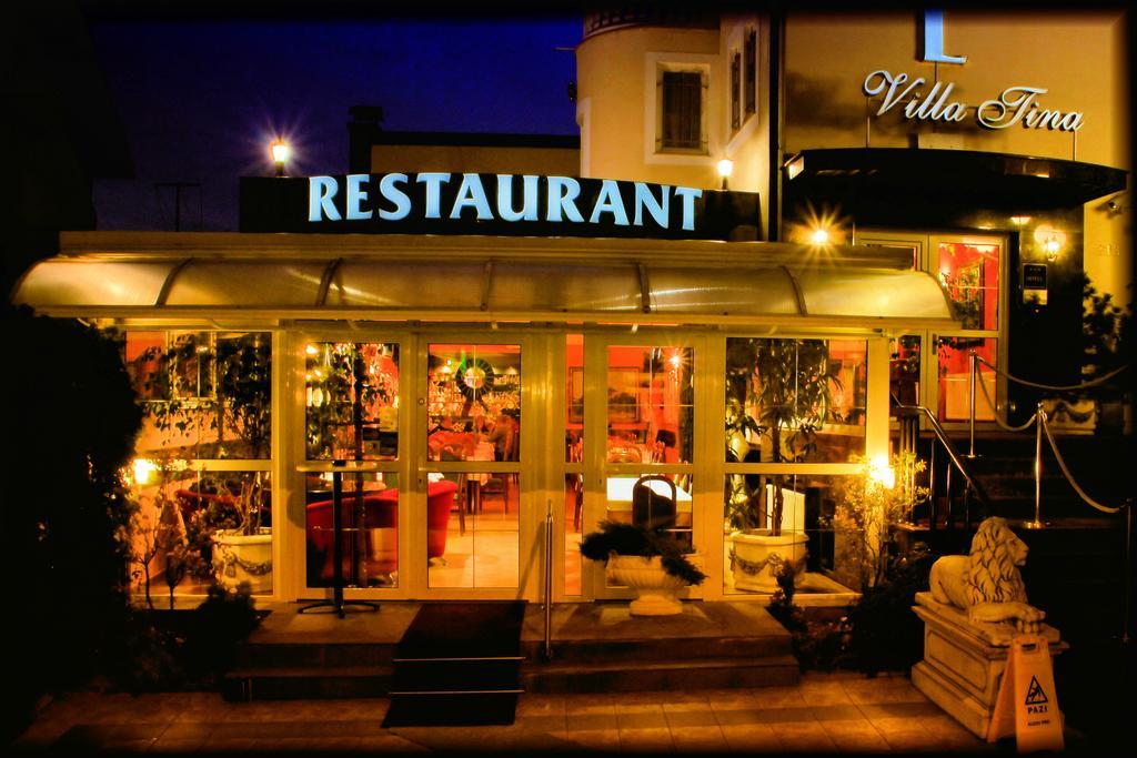 Hotel Vila Tina Zagreb Buitenkant foto
