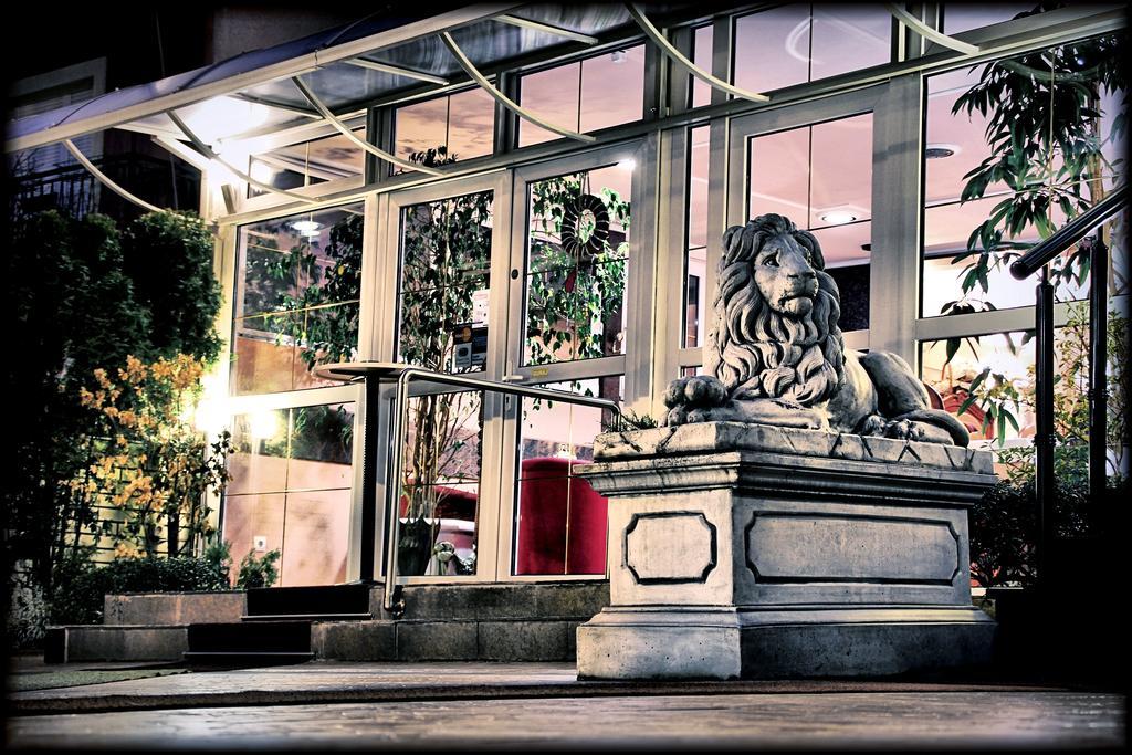 Hotel Vila Tina Zagreb Buitenkant foto