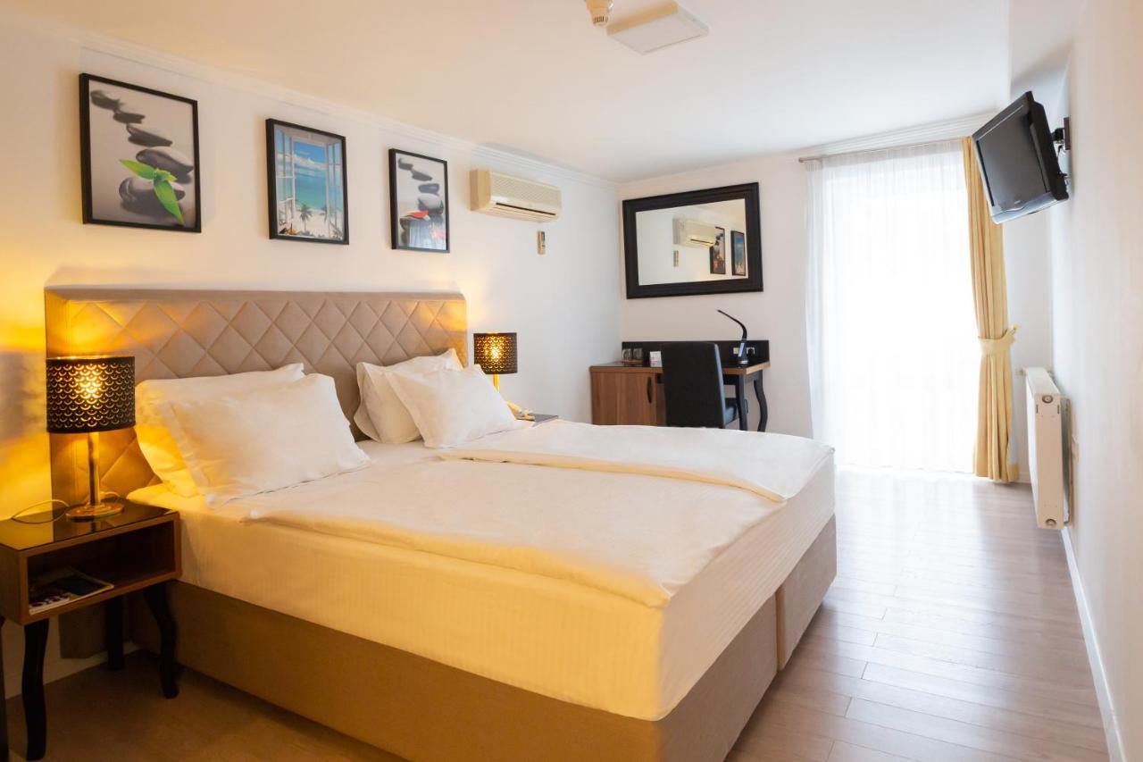 Hotel Vila Tina Zagreb Buitenkant foto